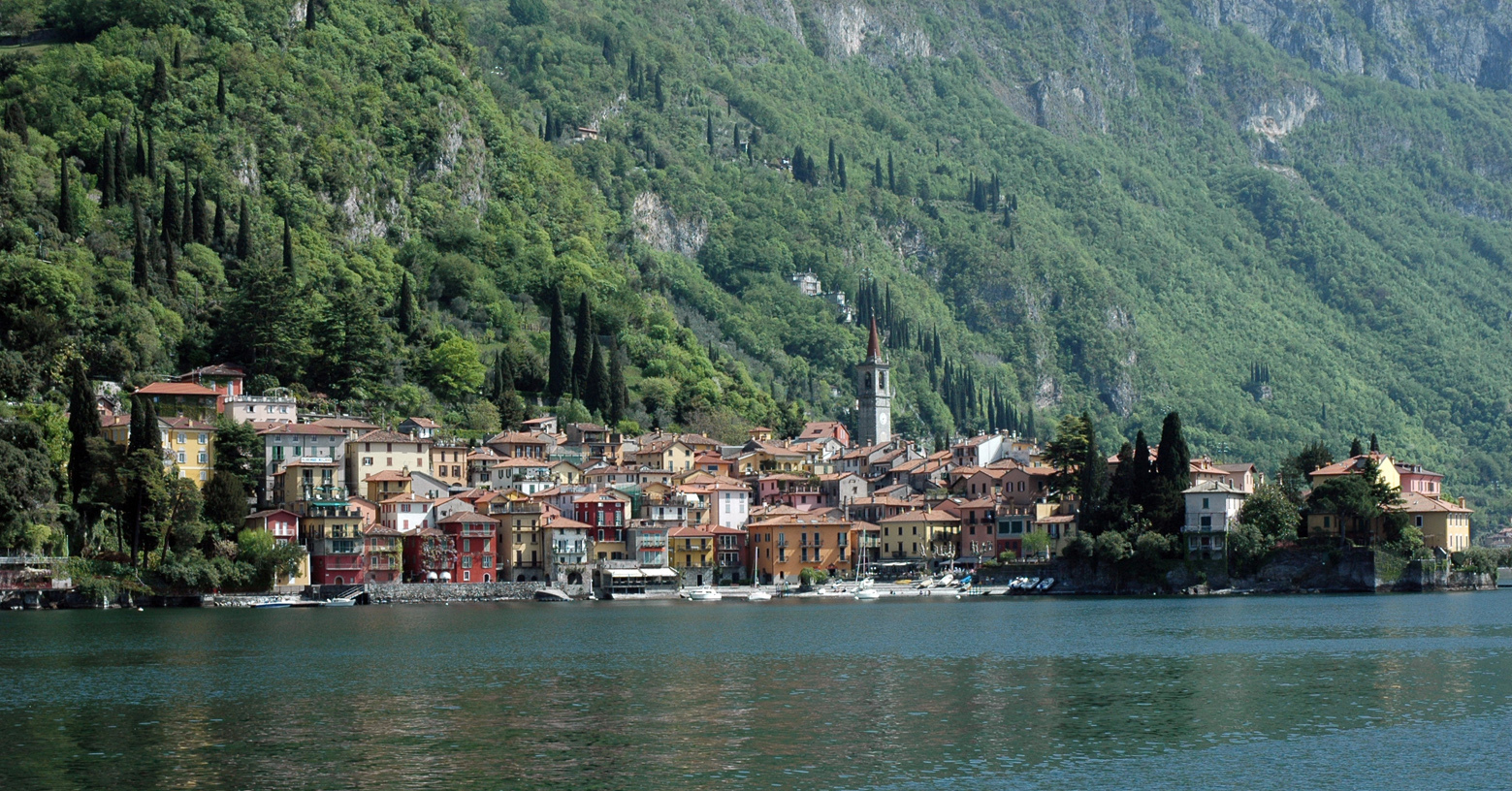 Varenna - Lake Como < Click HERE to start slideshow